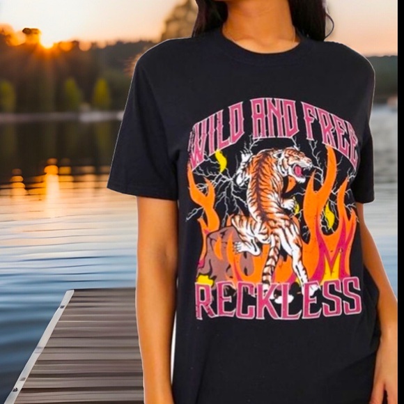 💋WILD AND FREE RECKLESS Tiger & 🔥 LIVE On The Wild Side YOLO Show WHO U R - Picture 1 of 8